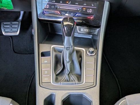 Used 2025 Volkswagen Jetta Sport image 16