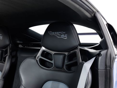 Used 2023 Porsche 718 Cayman GT4 RS RWD image 17