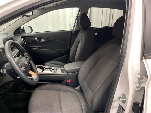 Used 2023 Hyundai Kona SE w/ Cargo Package image 10