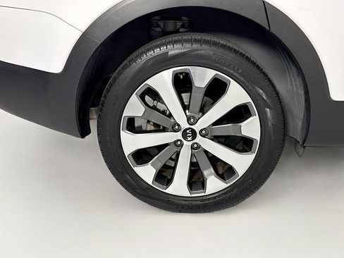 Used 2021 Kia Telluride S FWD image 33