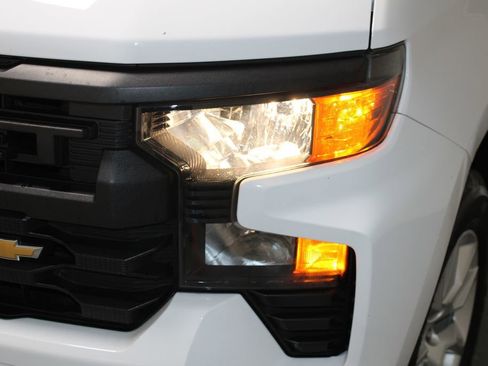 Used 2024 Chevrolet Silverado 1500 Custom image 52