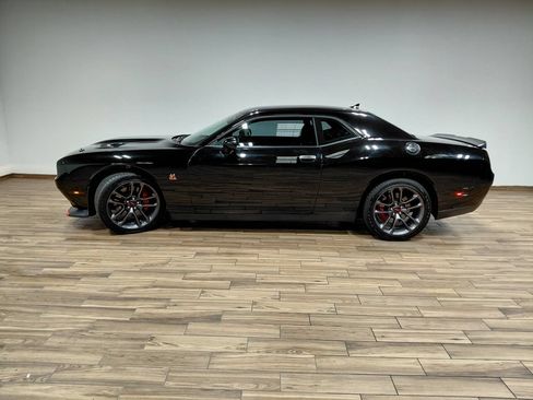 Certified 2023 Dodge Challenger R/T Scat Pack RWD image 29