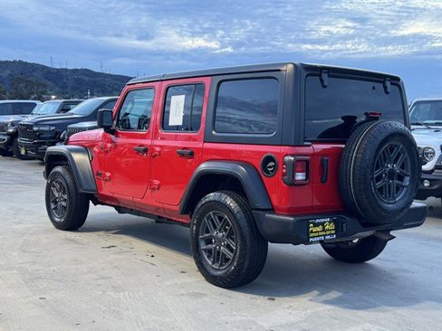 Used 2024 Jeep Wrangler Unlimited Sport image 4