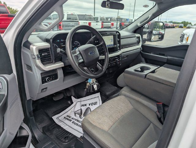 Used 2025 Ford F250 XLT AWD/4WD image 18