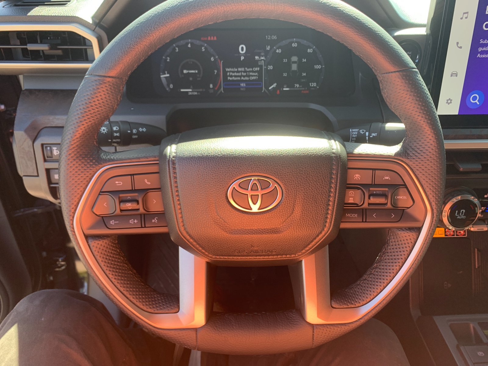 Used 2024 Toyota Tacoma Limited w/ Limited Package (LT) AWD/4WD image 28