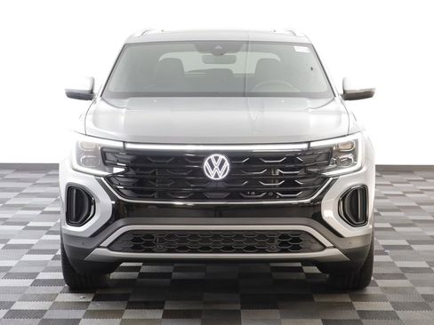 New 2026 Volkswagen Atlas Cross Sport SE w/ Panoramic Sunroof Package image 22