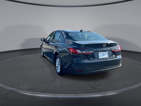 Used 2025 Toyota Camry LE FWD image 10
