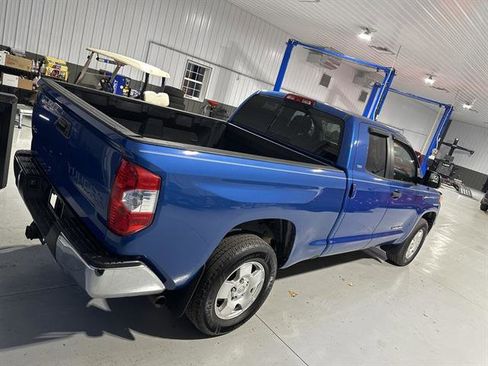 Used 2017 Toyota Tundra SR5 image 7