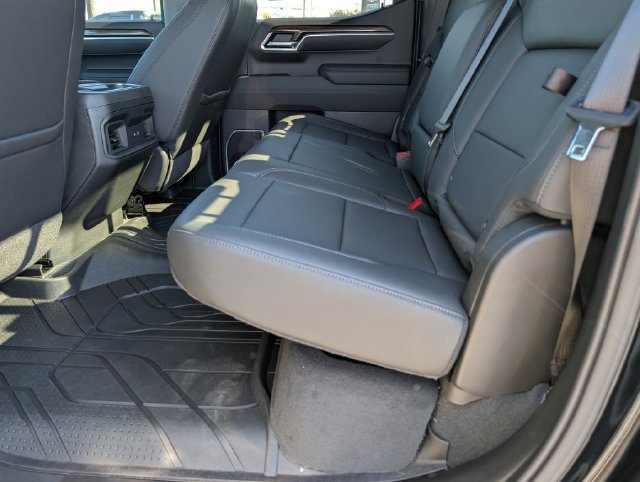 New 2026 Chevrolet Silverado 1500 RST AWD/4WD image 7