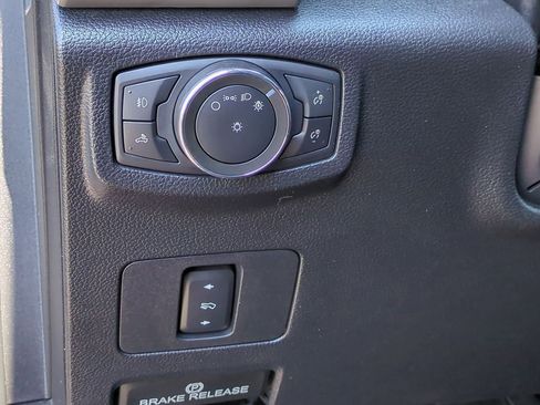 Used 2021 Ford F250 Lariat image 19