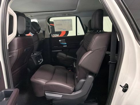 New 2027 Ford Expedition Max Platinum w/ Platinum Ultimate Package AWD/4WD image 14
