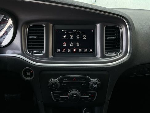Used 2022 Dodge Charger SXT image 23