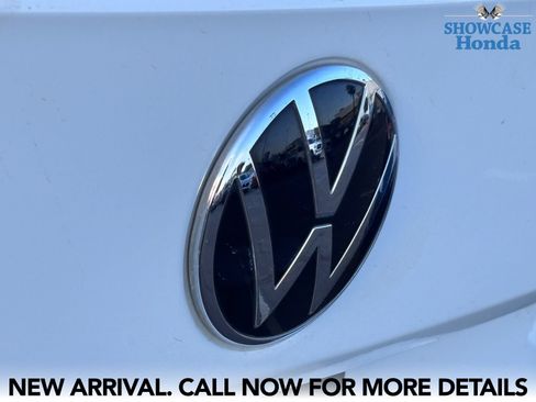 Used 2022 Volkswagen Taos S FWD image 9
