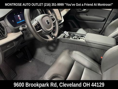 New 2026 Volvo XC90 B6 Ultra w/ Protection Package image 12