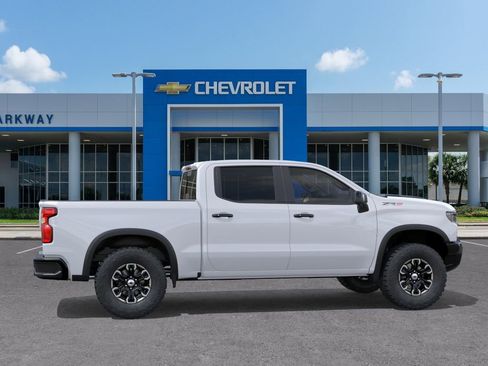New 2026 Chevrolet Silverado 1500 ZR2 w/ LPO, Dark Essentials Package AWD/4WD image 5