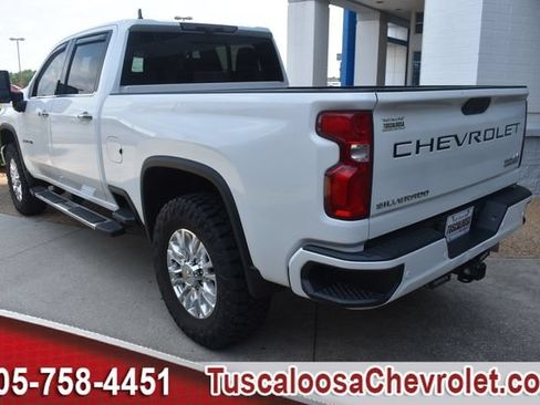 Used 2021 Chevrolet Silverado 2500 High Country w/ Z71 Off-Road Package AWD/4WD image 8