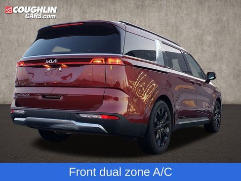 Used 2022 Kia Carnival SX image 10