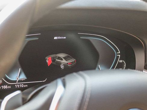 Certified 2023 BMW 530e w/ Premium Package image 22