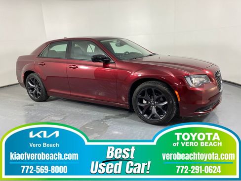 Used 2023 Chrysler 300 Touring w/ Sport Appearance Package image 1