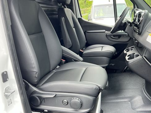 New 2026 Mercedes-Benz Sprinter 2500 image 34