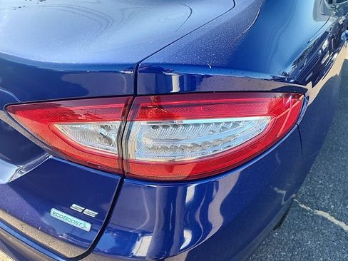 Used 2016 Ford Fusion SE w/ Equipment Group 202A FWD image 14