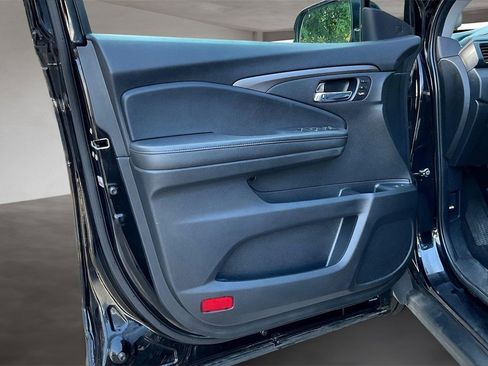 Used 2022 Honda Pilot Special Edition image 19