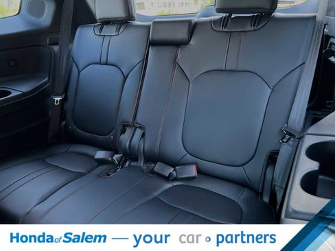 New 2025 Honda Pilot Black Edition image 15