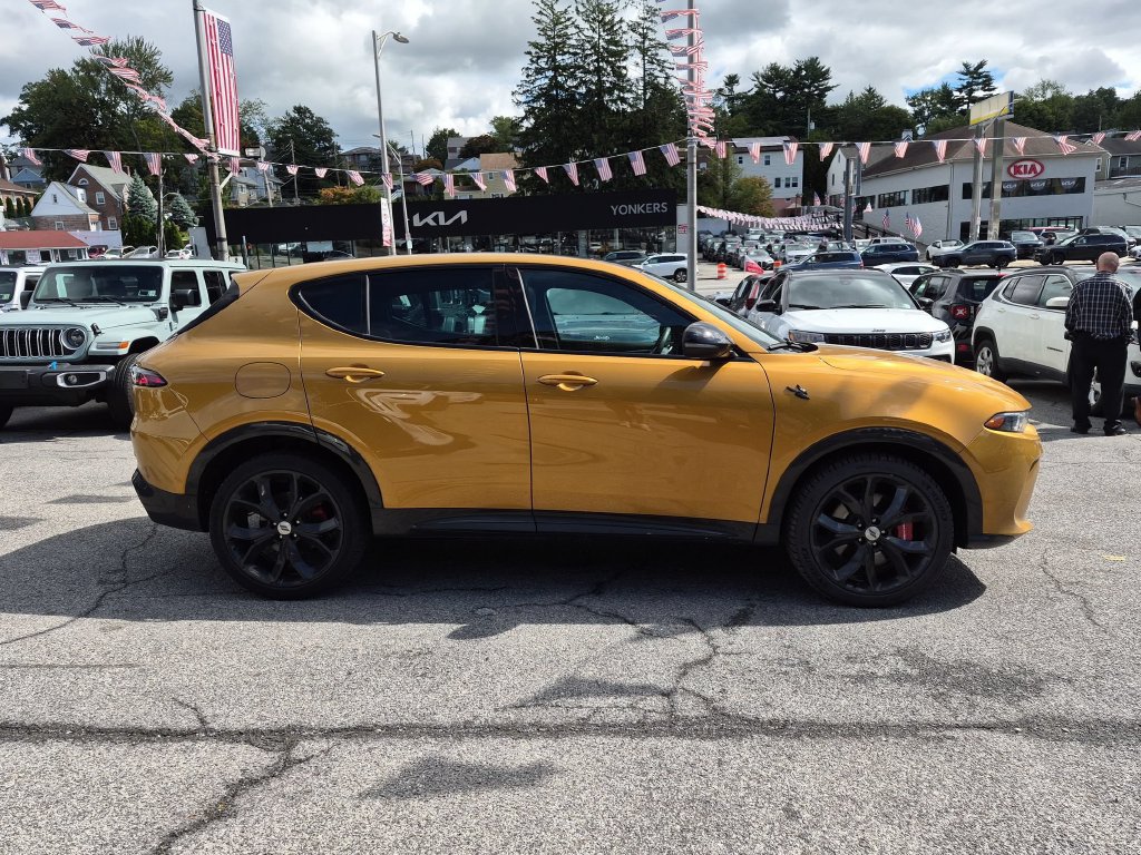 Used 2024 Dodge Hornet R/T Plus AWD/4WD image 4