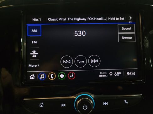 Used 2020 Chevrolet Traverse LT image 25