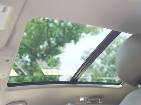 Used 2025 Volkswagen Atlas SEL image 20