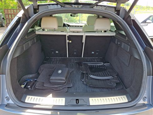 Used 2019 Land Rover Range Rover Velar R-Dynamic SE AWD/4WD image 27
