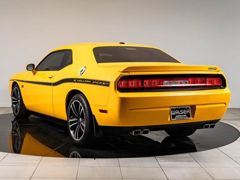 Used 2012 Dodge Challenger SRT8 Yellow Jacket w/ Premium Sound Group RWD image 6