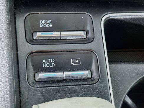 Used 2025 Hyundai Sonata SEL FWD image 26
