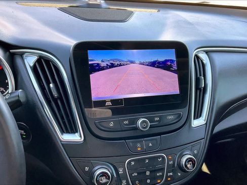 Used 2024 Chevrolet Malibu LT image 26