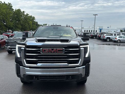 Used 2024 GMC Sierra 2500 SLE w/ SLE Value Package AWD/4WD image 8
