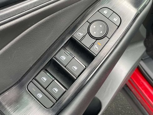 Used 2026 Nissan Rogue S FWD image 17