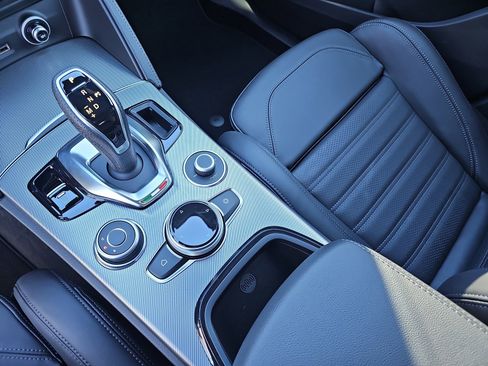 New 2025 Alfa Romeo Stelvio Sprint w/ Veloce Package image 26