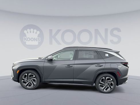 New 2026 Hyundai Tucson Limited FWD image 2