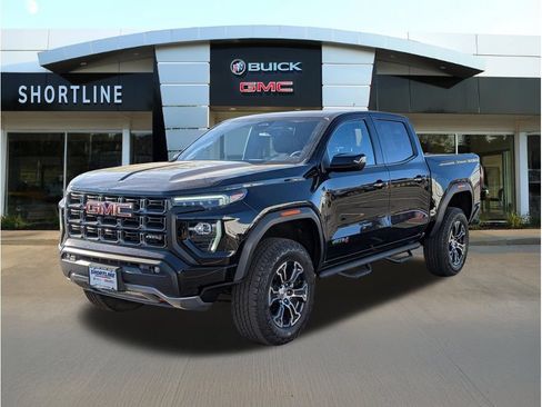 Used 2023 GMC Canyon AT4 w/ Canyon Safety Plus Package AWD/4WD image 7