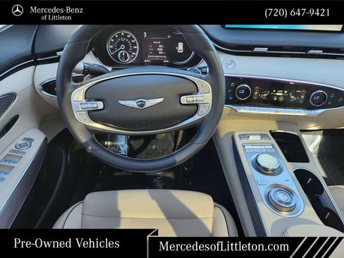 Used 2023 Genesis GV70 2.5T w/ Advanced Package AWD/4WD image 25