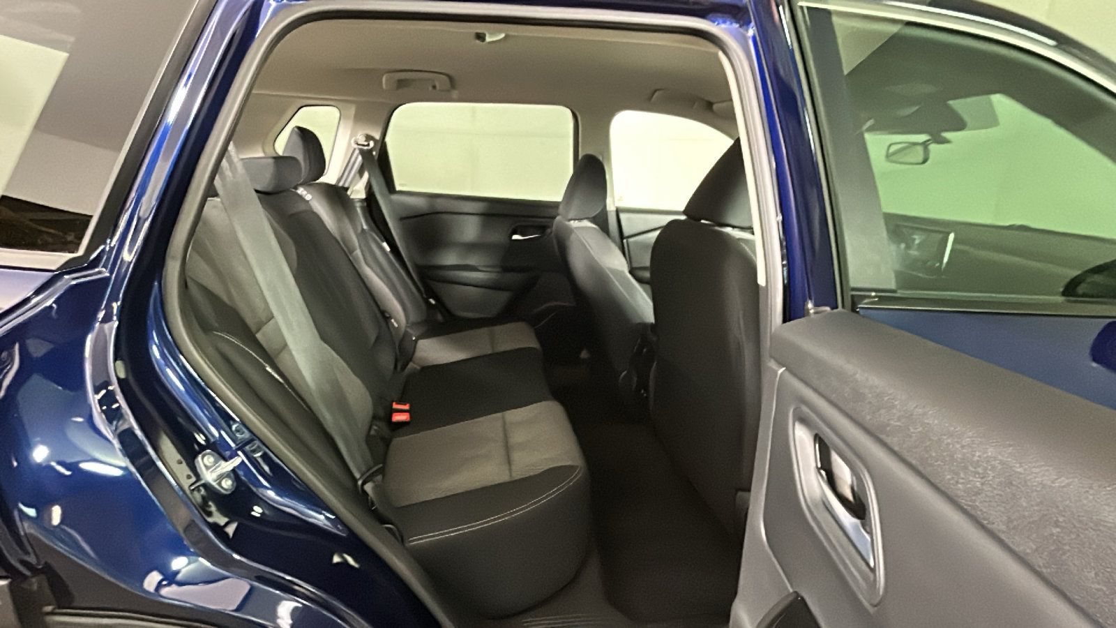 Certified 2026 Nissan Rogue SV AWD/4WD image 37