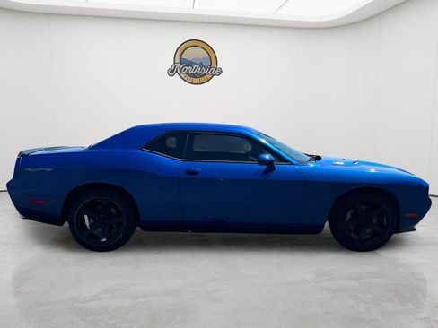 Used 2012 Dodge Challenger R/T RWD image 22