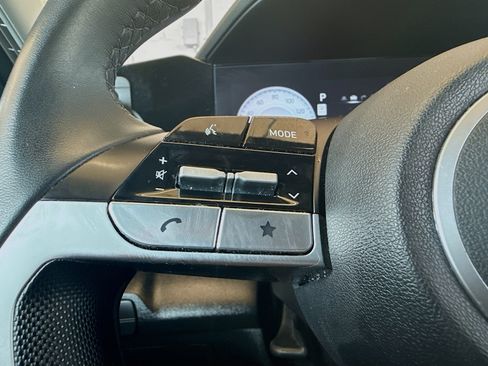 Certified 2025 Hyundai Elantra Sport FWD image 35