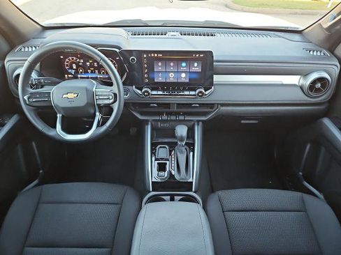 Certified 2025 Chevrolet Colorado LT image 19