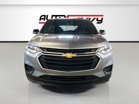 Used 2021 Chevrolet Traverse LS AWD/4WD image 2