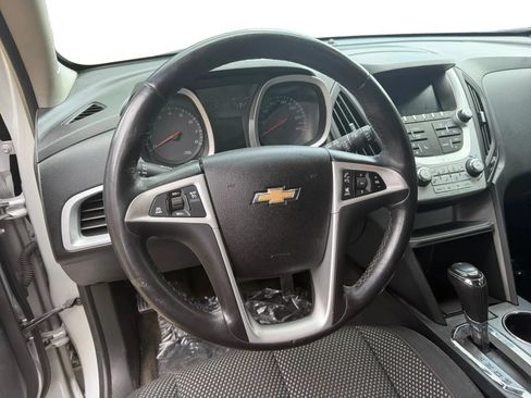 Used 2017 Chevrolet Equinox LT w/ Convenience Package FWD image 11