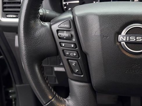 Certified 2024 Nissan Frontier SL w/ Technology Package image 16