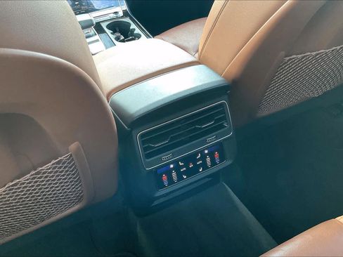 Used 2023 Audi Q7 3.0T Prestige image 37