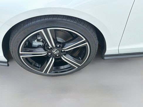 Certified 2024 Honda Accord Sport image 35