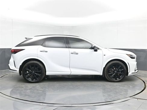 Used 2024 Lexus RX 500h F Sport w/ Convenience Package image 11